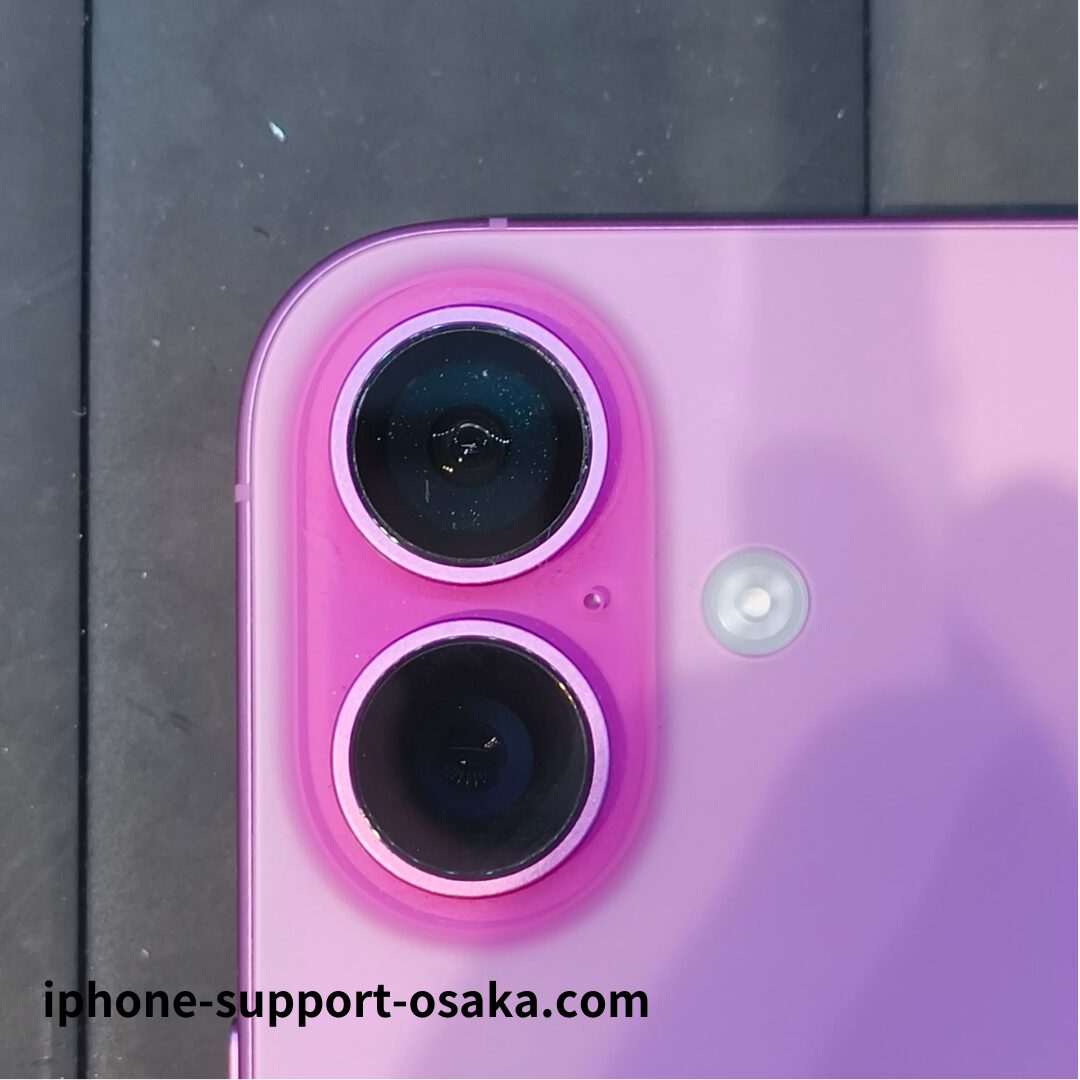 iPhone 16 カメラレンズ修理後の状態です。