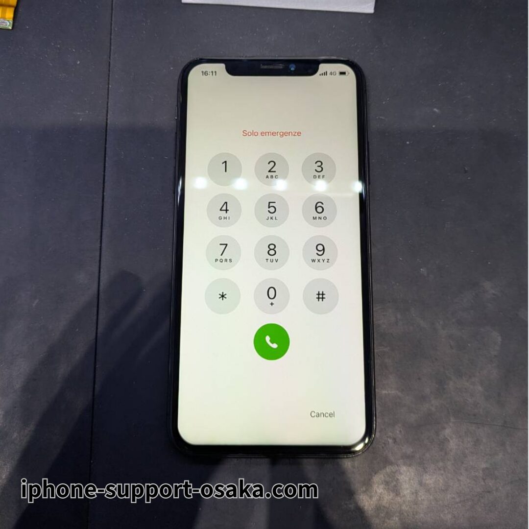 iPhone XS 修理後の状態です。