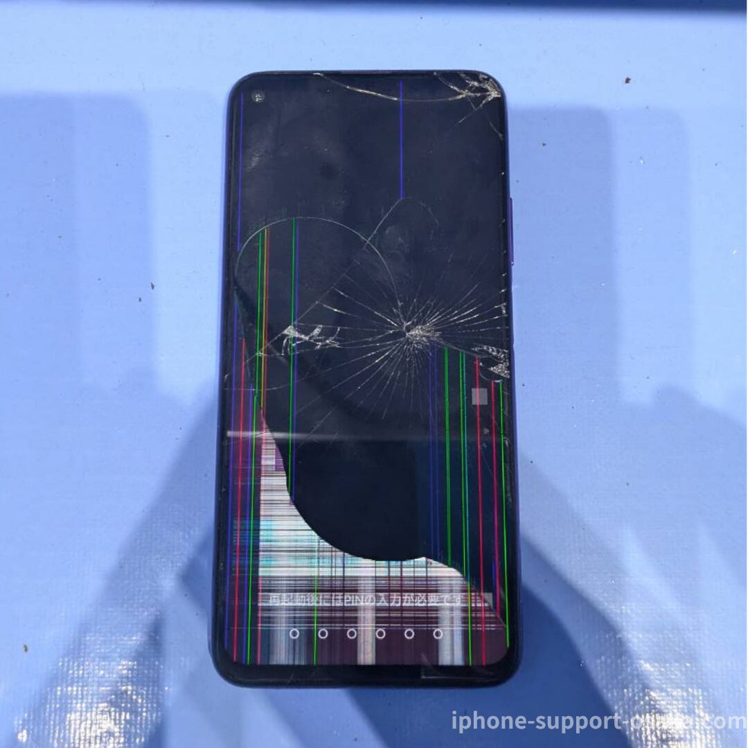Huawei nova 5T 画面修理前の状態です。