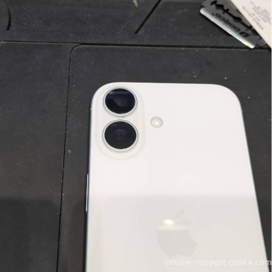iPhone 17 修理後の状態です。